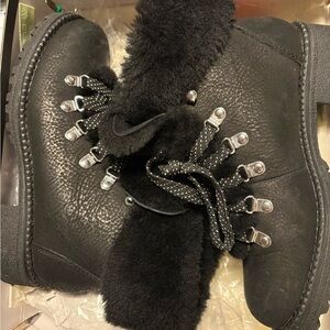 Black Fur-Lined Winter Boots